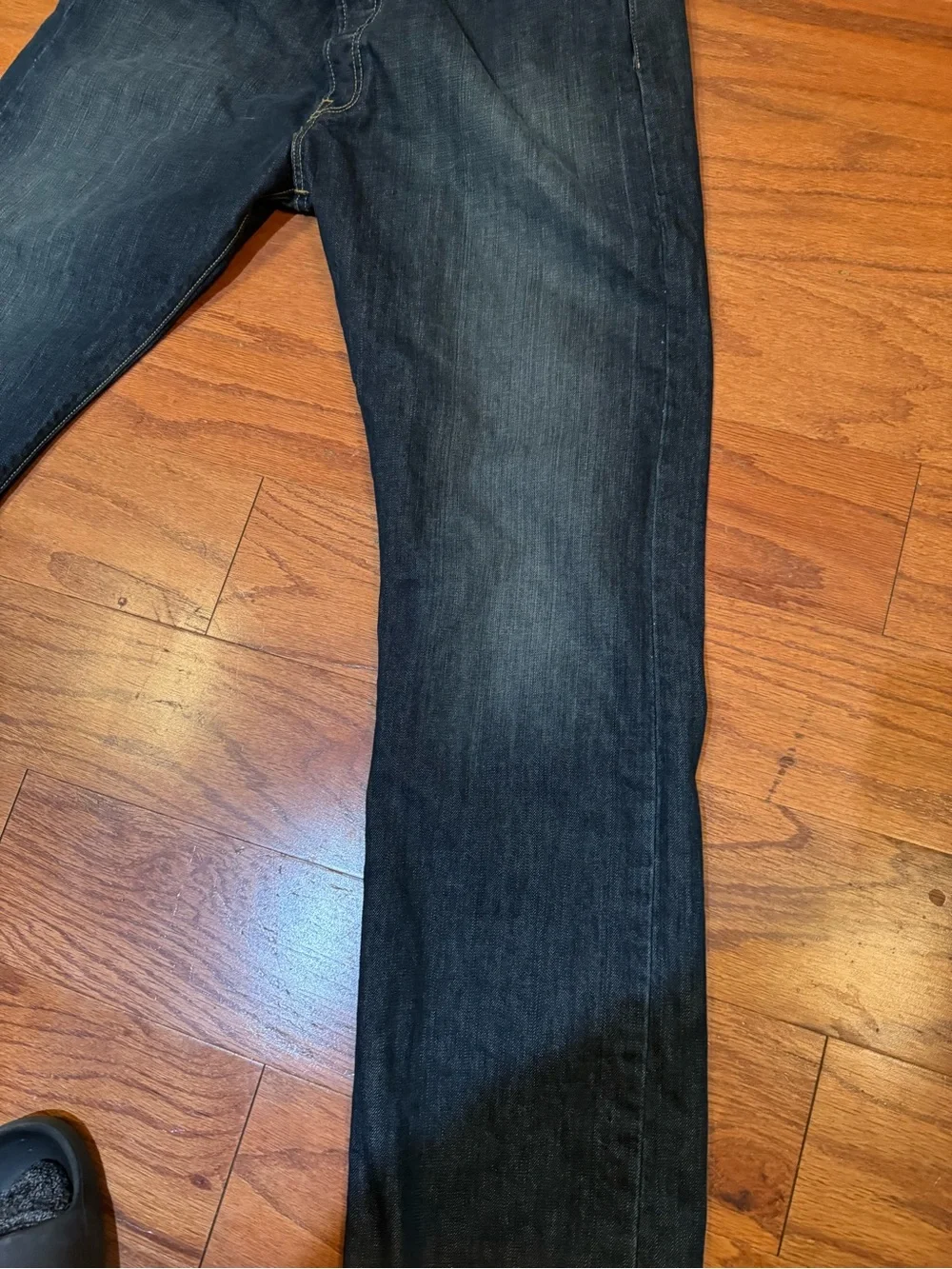 Levi's 501  Men's Straight Jeans in Dark Blue Wash